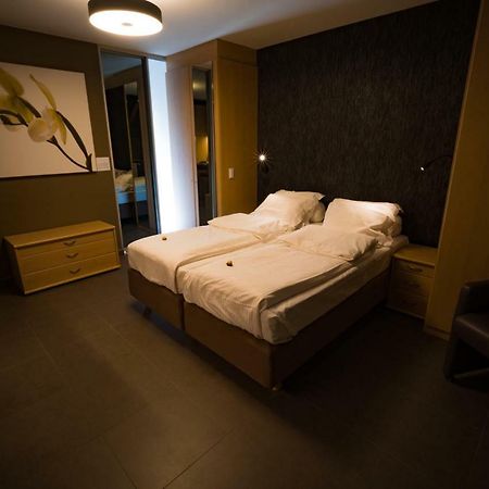 خنت Su'Ro Bed And Breakfast المظهر الخارجي الصورة